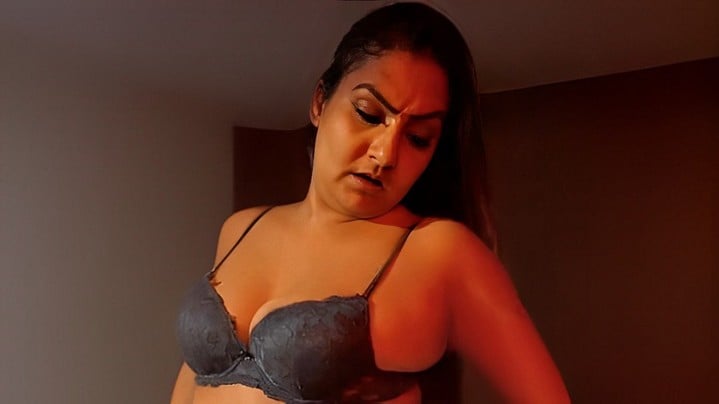 Julie I Love You Jugnu